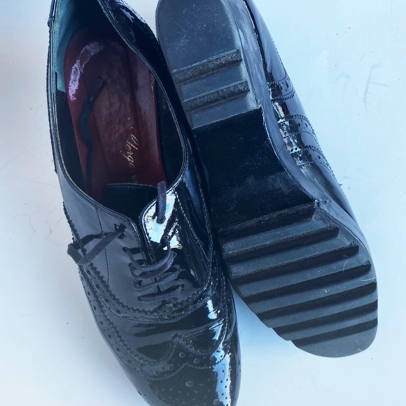 Robert Clergerie black patent shoes size 7 - Picture 4 of 4